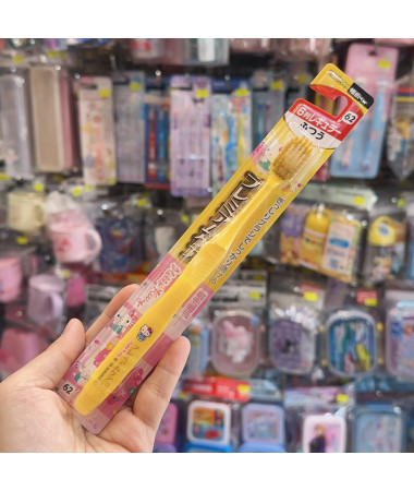 🇯🇵日本直送🇯🇵 Hello Kitty 寬頭牙刷