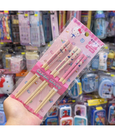 🇯🇵日本直送🇯🇵 Hello Kitty 竹筷子(一套3對)